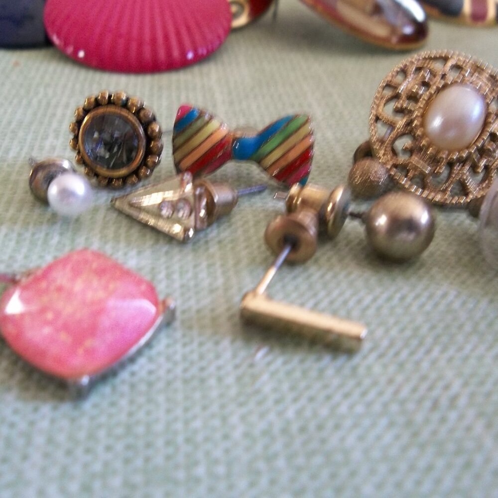 Pierced Earrings, mixed selection, no matches